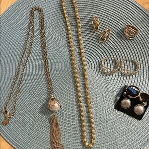 Goldtone and Faux Pearl Jewelry Set- 6 piece